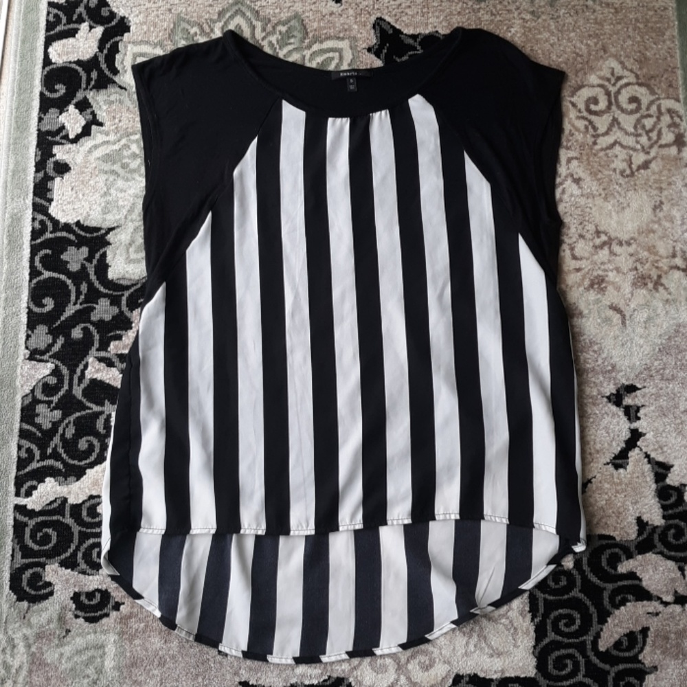 Hearts Stripped Tee